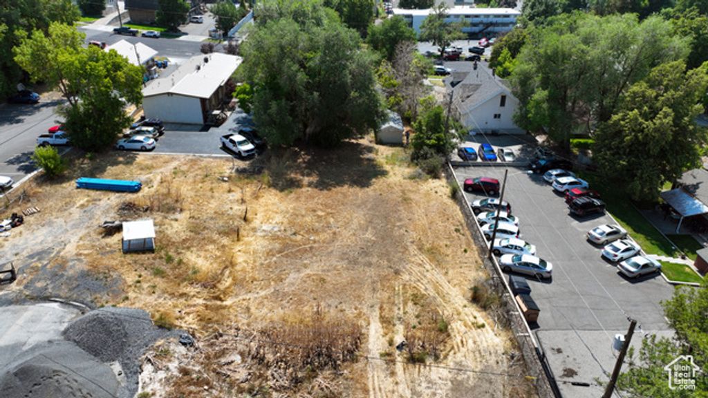 Image 5 of property listing at 631 E 600 N, Logan, UT 84321