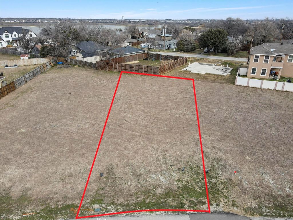 7614 W Shore Drive, The Colony, TX 75056