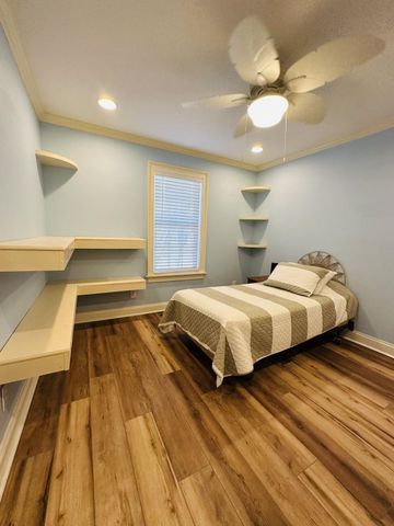 19 PEARL PKY, Iuka, MS 38852