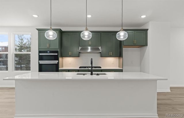 42900 Atwood Avenue, Novi, MI 48375