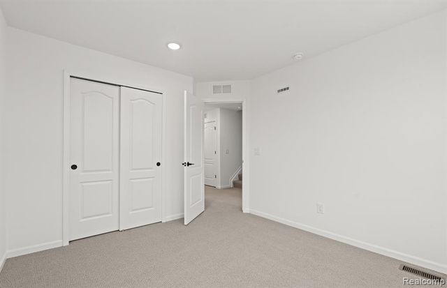 42900 Atwood Avenue, Novi, MI 48375