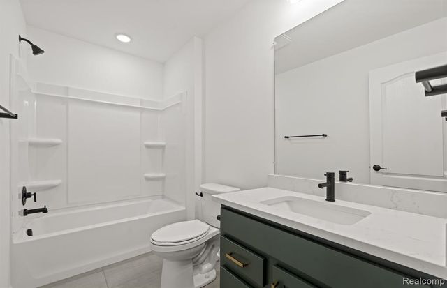 42900 Atwood Avenue, Novi, MI 48375