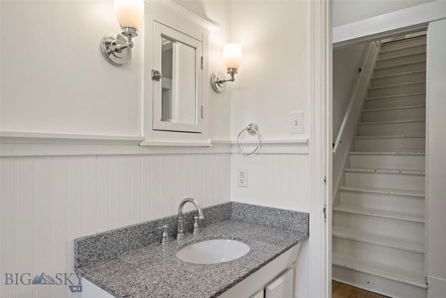 902 S 3rd Avenue, Bozeman, MT 59715