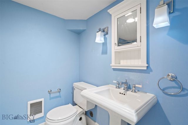 902 S 3rd Avenue, Bozeman, MT 59715