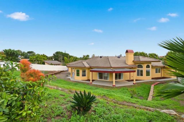 941 Morro Road, Fallbrook, CA 92028