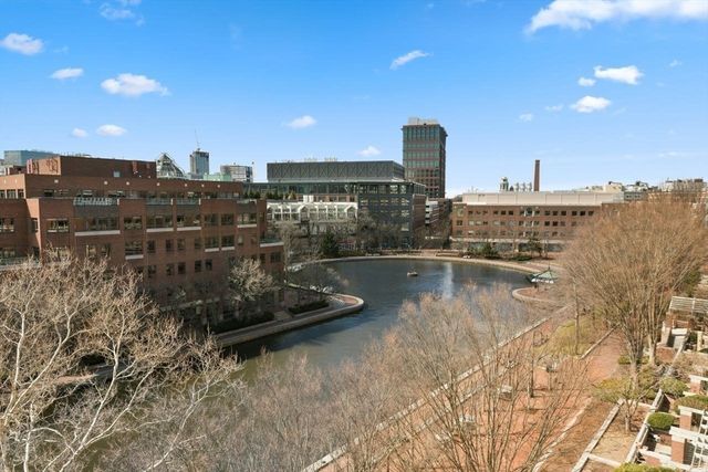 6 Canal Park 605, Cambridge, MA 02141