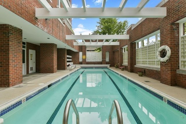 6 Canal Park 605, Cambridge, MA 02141