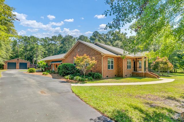 1092 Millies Way Drive, Moncks Corner, SC 29461