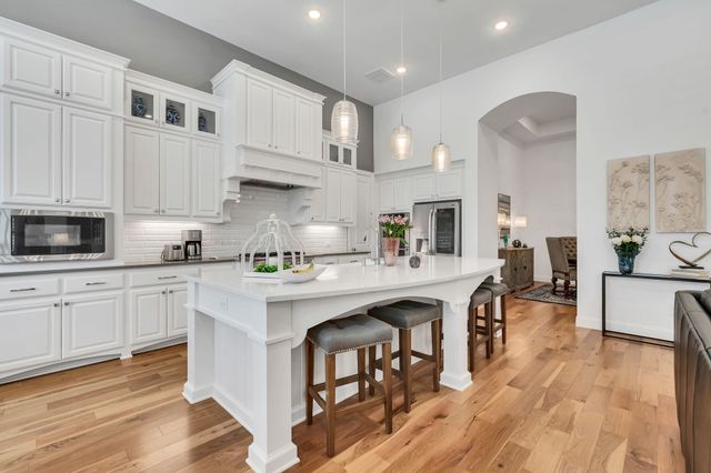 8516 Autumn Lake Trail, Mckinney, TX 75071