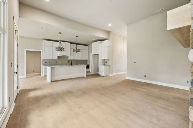 375 Chestnut Oak Avenue, Smithville, TN 37166