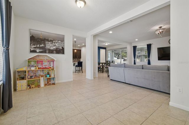 2604 VALLEY SUNSET LANE, Valrico, FL 33594