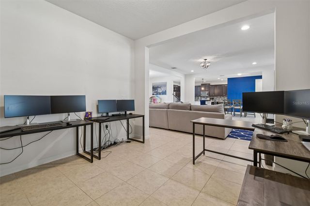 2604 VALLEY SUNSET LANE, Valrico, FL 33594