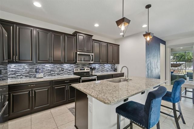 2604 VALLEY SUNSET LANE, Valrico, FL 33594