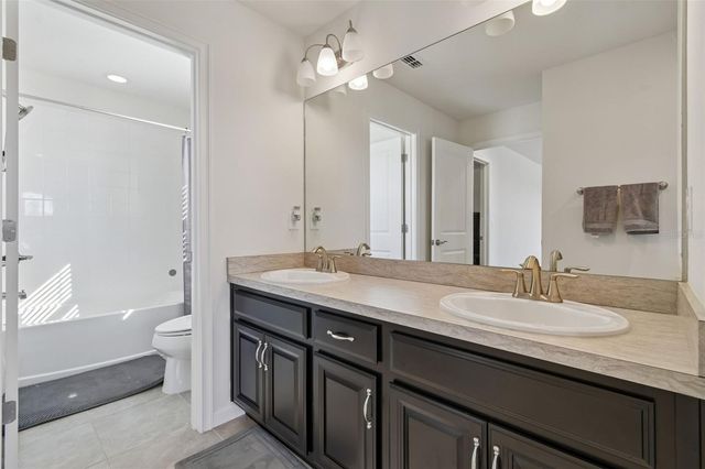 2604 VALLEY SUNSET LANE, Valrico, FL 33594