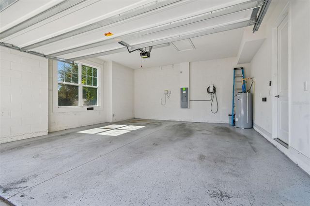 2604 VALLEY SUNSET LANE, Valrico, FL 33594