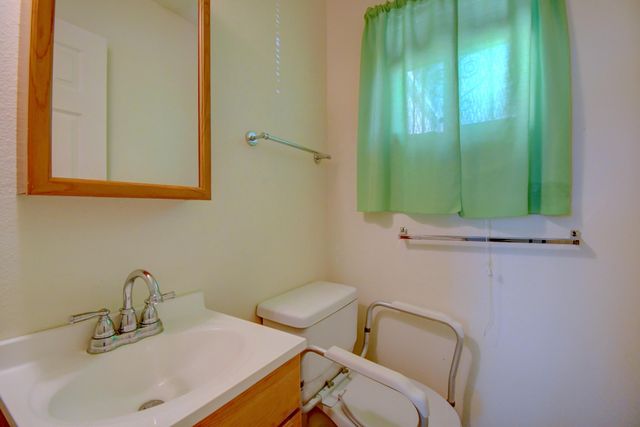 1417 Wheeler Avenue SE, Albuquerque, NM 87106