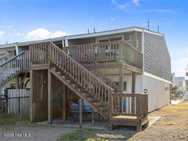 201 Freeman Lane A, Atlantic Beach, NC 28512