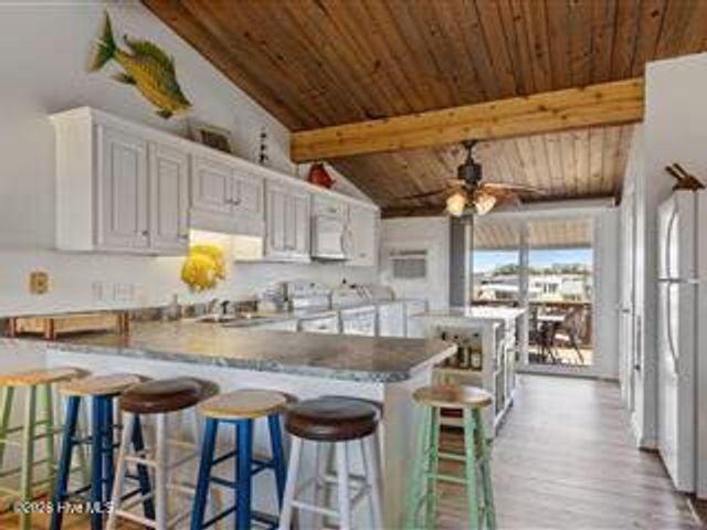 201 Freeman Lane A, Atlantic Beach, NC 28512