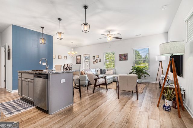 4545 Bishops Lane, Oakwood, GA 30566