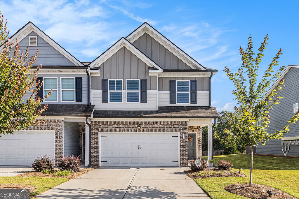 4545 Bishops Lane, Oakwood, GA 30566