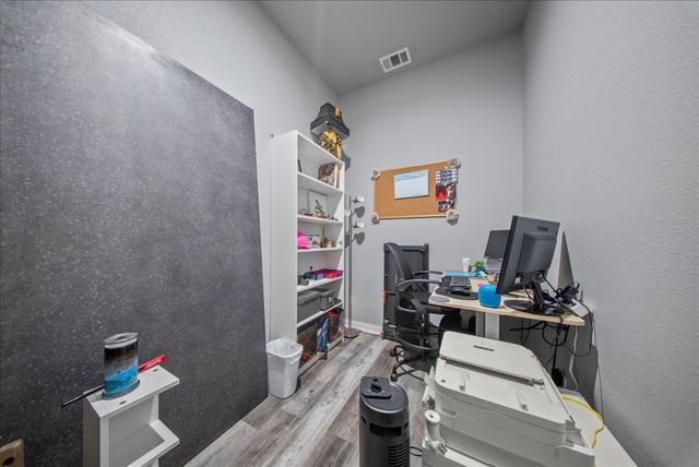 5312 Black Hawk Street, Dallas, TX 75212