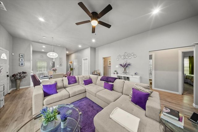 5312 Black Hawk Street, Dallas, TX 75212