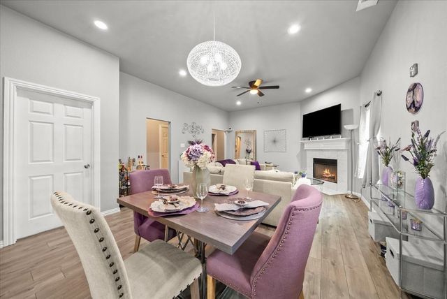 5312 Black Hawk Street, Dallas, TX 75212