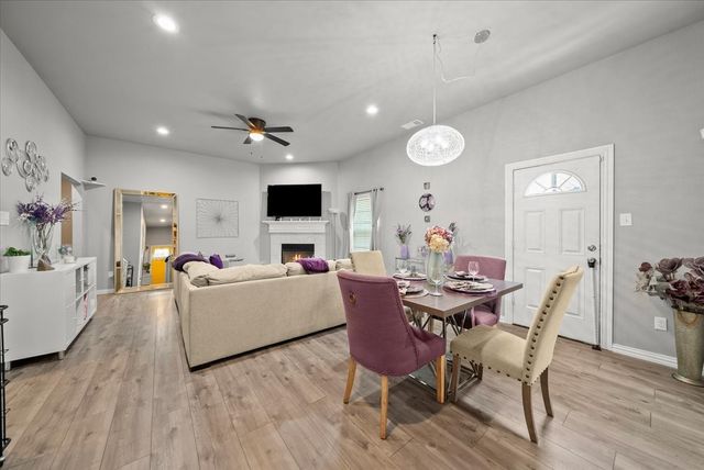 5312 Black Hawk Street, Dallas, TX 75212