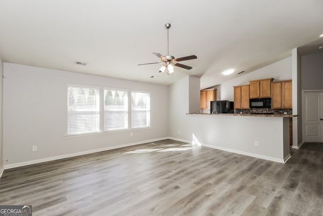 162 High Point Way, Hiram, GA 30141