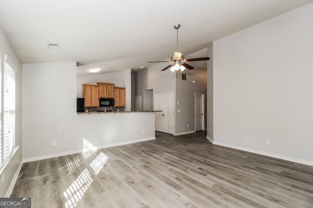 162 High Point Way, Hiram, GA 30141