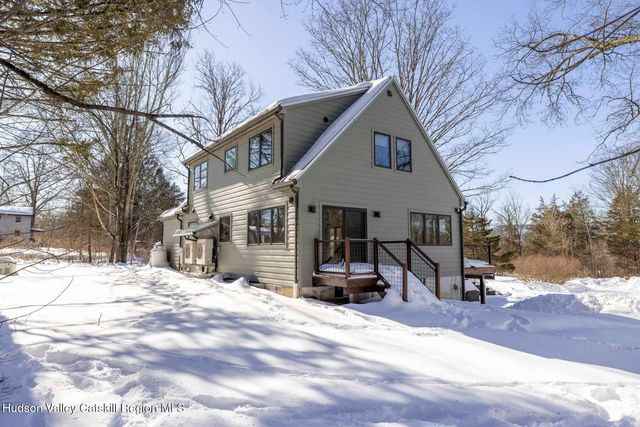 45 Shivertown Road, New Paltz, NY 12561