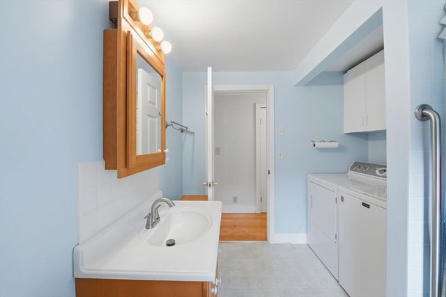 58 Colburn Rd, Charlton, MA 01507