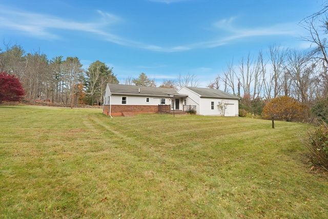 58 Colburn Rd, Charlton, MA 01507
