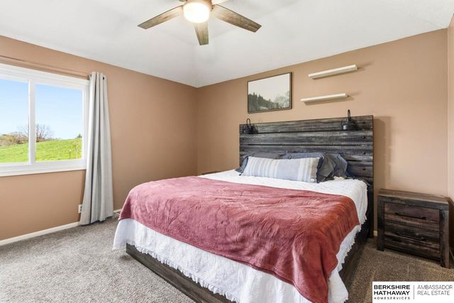 2321 N 127 Circle, Omaha, NE 68164