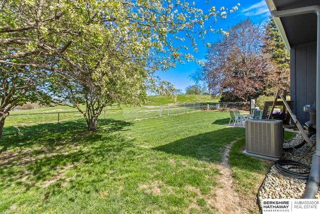 2321 N 127 Circle, Omaha, NE 68164