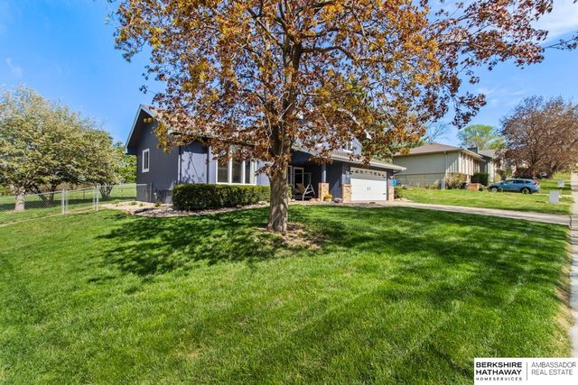 2321 N 127 Circle, Omaha, NE 68164