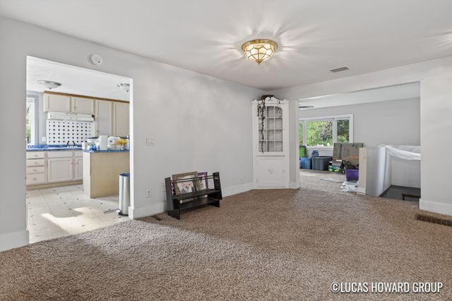 2221 W 68th Street, Newaygo, MI 49337