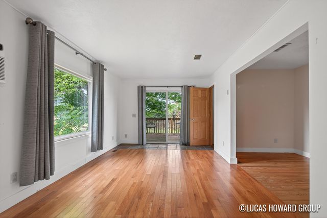 2221 W 68th Street, Newaygo, MI 49337