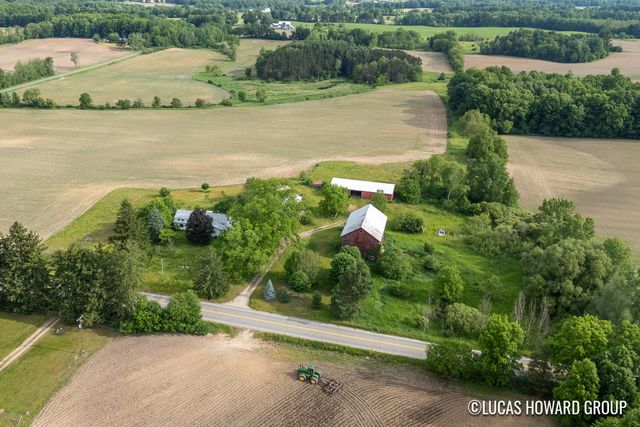2221 W 68th Street, Newaygo, MI 49337