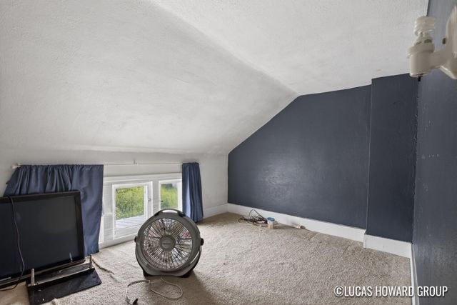 2221 W 68th Street, Newaygo, MI 49337