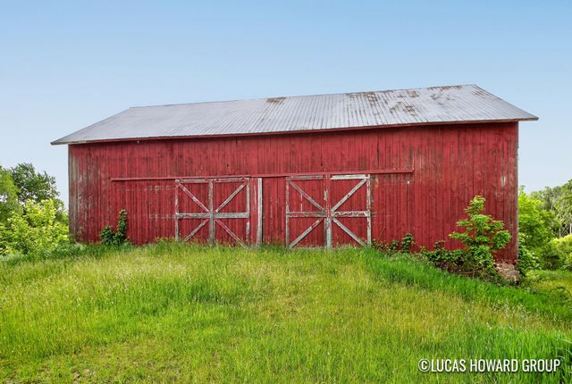 2221 W 68th Street, Newaygo, MI 49337