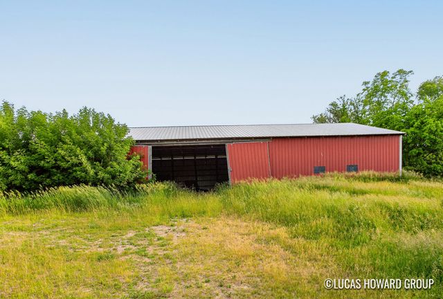 2221 W 68th Street, Newaygo, MI 49337