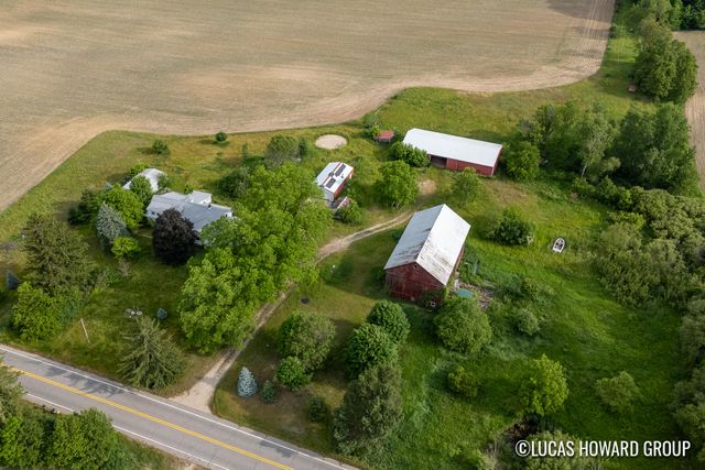 2221 W 68th Street, Newaygo, MI 49337
