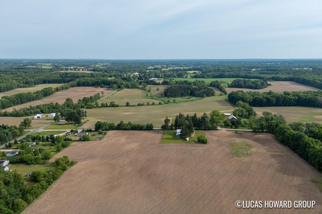 2221 W 68th Street, Newaygo, MI 49337
