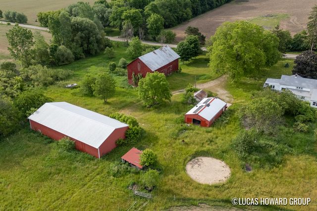 2221 W 68th Street, Newaygo, MI 49337
