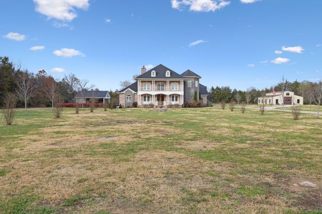 1522 Walnut Grove Rd, Christiana, TN 37037