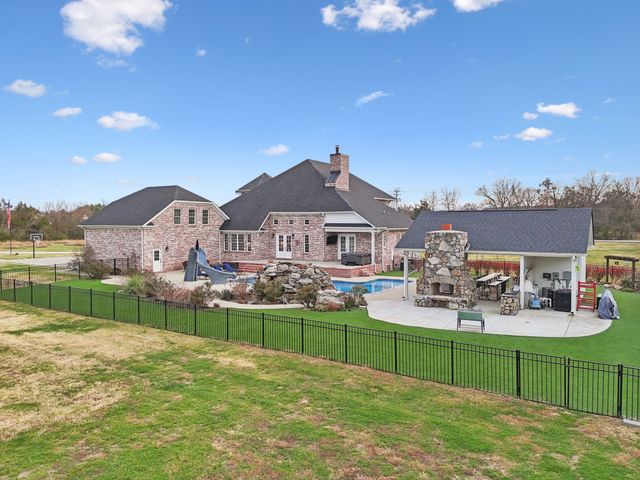 1522 Walnut Grove Rd, Christiana, TN 37037