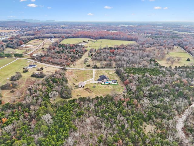 1522 Walnut Grove Rd, Christiana, TN 37037