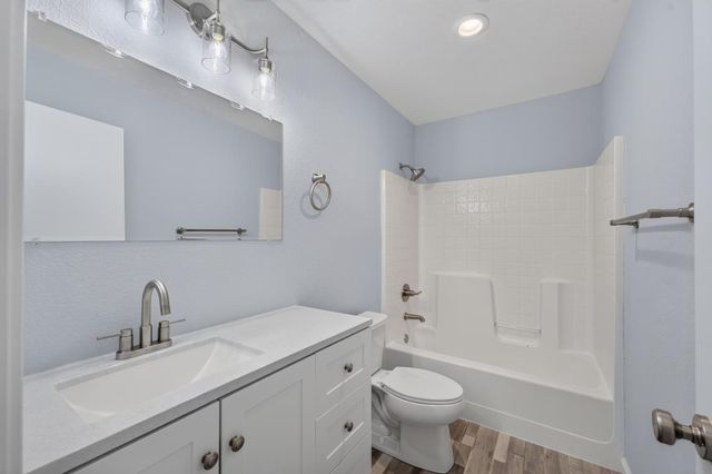 304 Jonquil Ct, Roseville, CA 95747