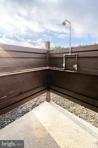 26792 PORTER MILL RD, Hebron, MD 21830